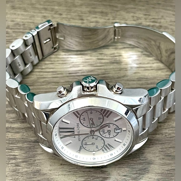 Michael Kors Bradshaw Chronograph Ladies Watch - Picture 4 of 7